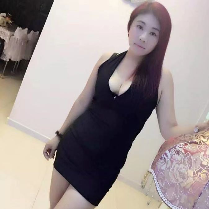 沈航附近少妇